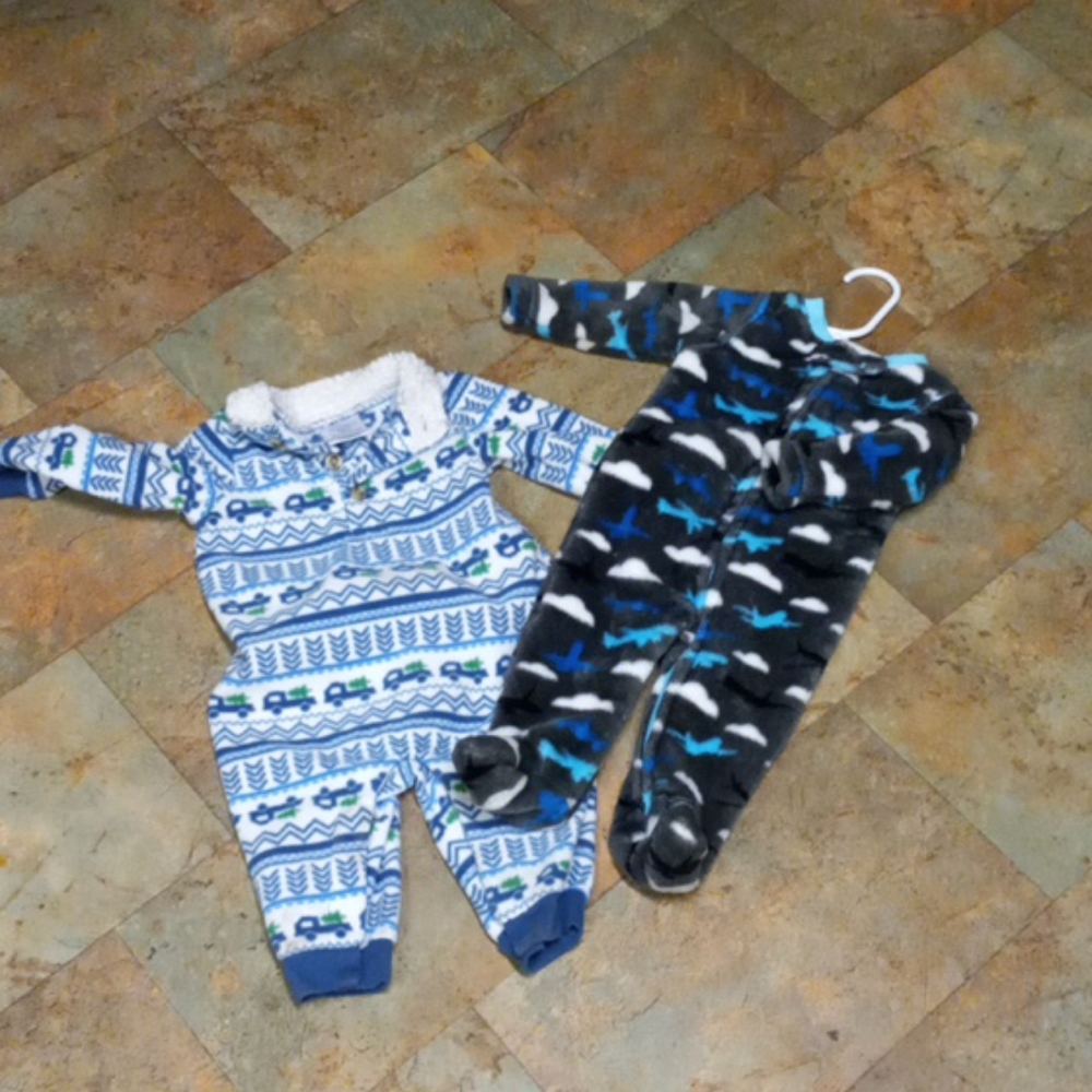 2 one piece Jammies travel theme size3-6 months
